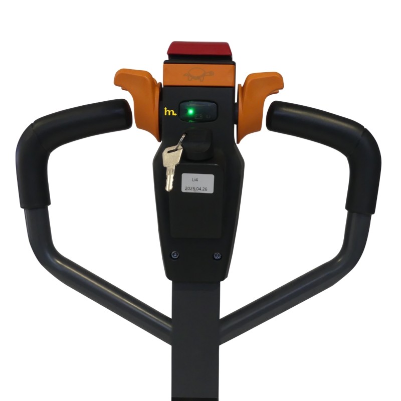 Vista del timon de la transpaleta eléctrica 1500 kg - horquillas de 1150 mm - batería de litio de 30 Ah